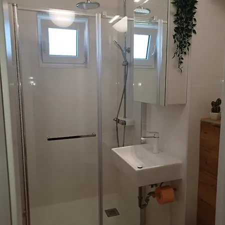 Apartamento By The Sea Banjol, Rab - 4965 Banjol
