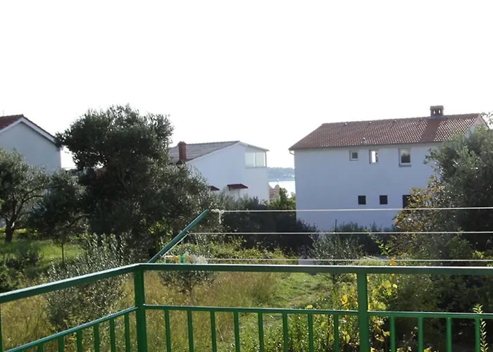 By The Sea - Rab - 4965 Banjol